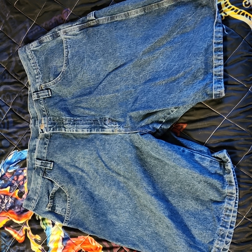 Carpenter shorts